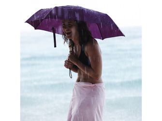 Lifeventure Medium travel umbrella, purple