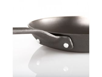 GSI Outdoors Cast Iron Guidecast Frying Pan 254 mm